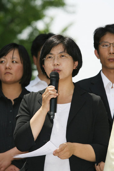 ������ �ǿ� �ܽĳ� ���� ����ȸ��