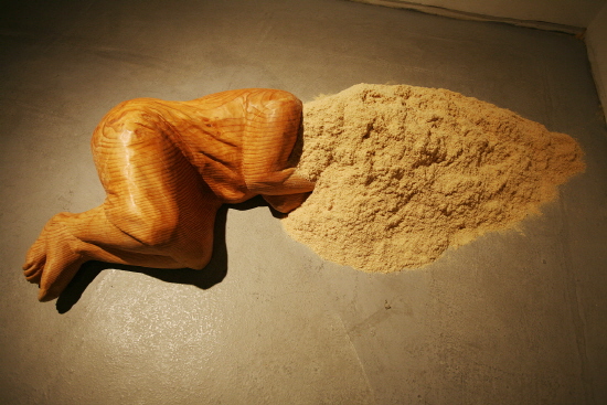 김지숙 作, MOONSTRUCK, 나무, 2007