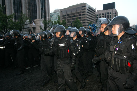 2008년 5월 31일 시위 진압에 나선 전담체포조