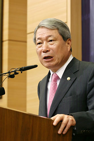 유명환 외교통상부 장관