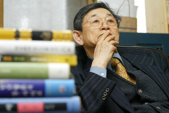 김경희 지식산업사 대표